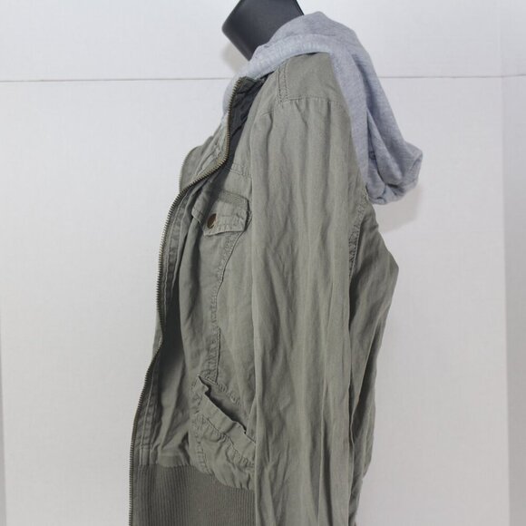 ASHlEY - Picture 8 of 11